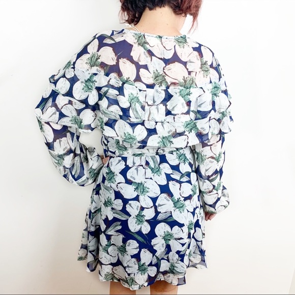 NWT Entro Wrap Floral V-Neck Long Sleeve Dress - Picture 6 of 6